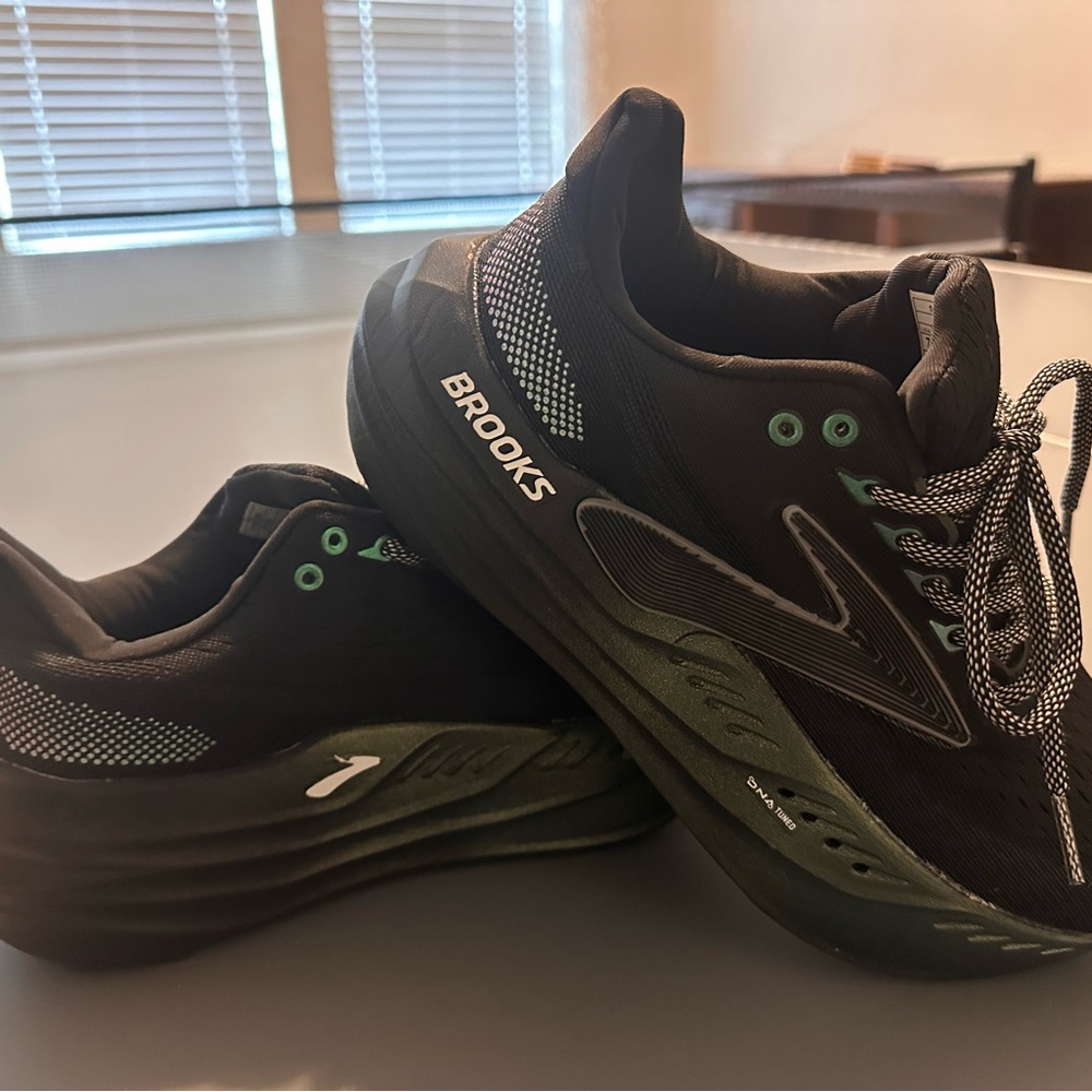 Brooks Glycerin Max Athletic Sneakers